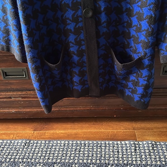 Blue and Black Houndstooth sweater Coat in size 2x - Picture 2 of 7